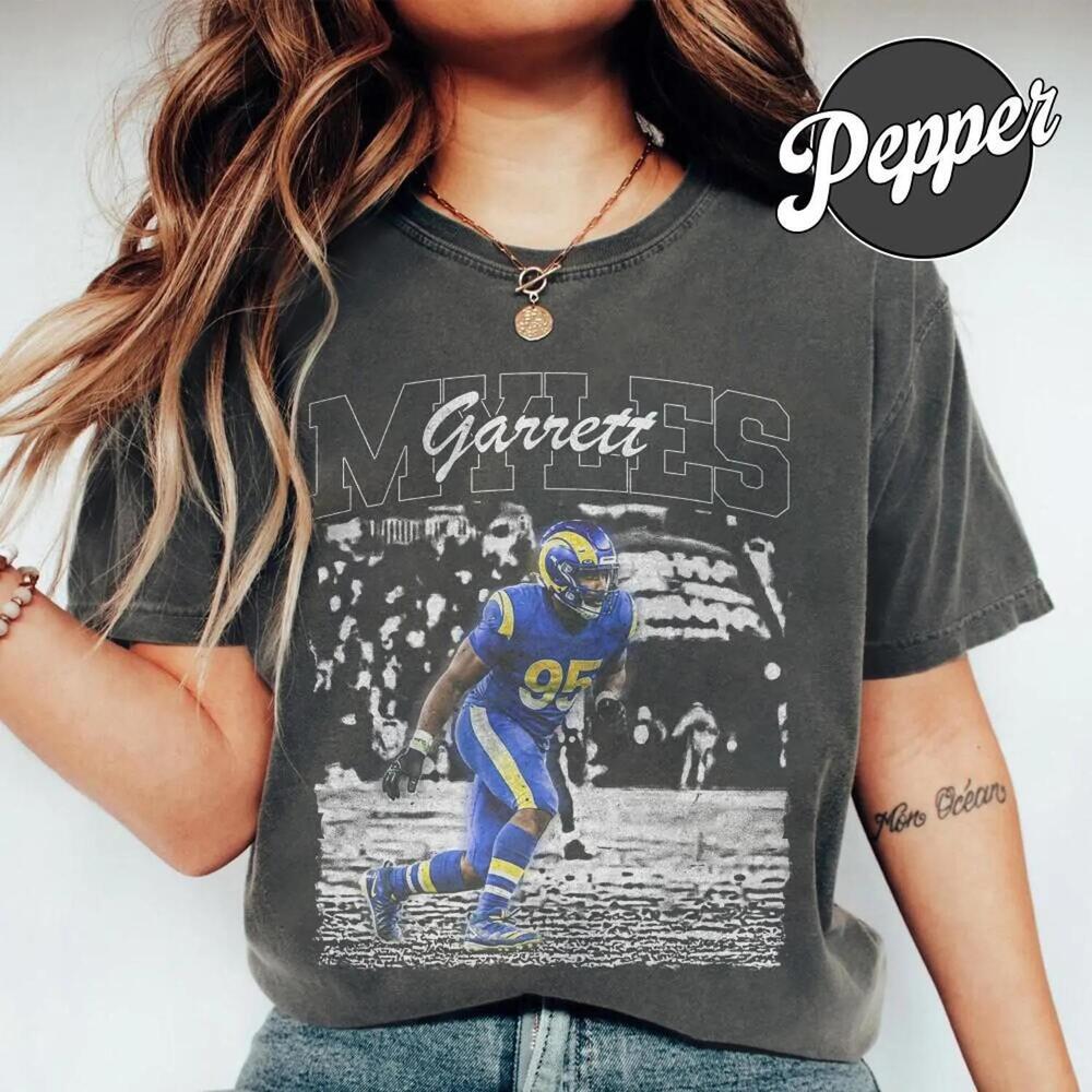 Limited Edition Myles Garrett 95 Football S Shirt
